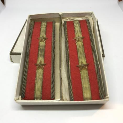 IJA Lieutenants shoulder boards