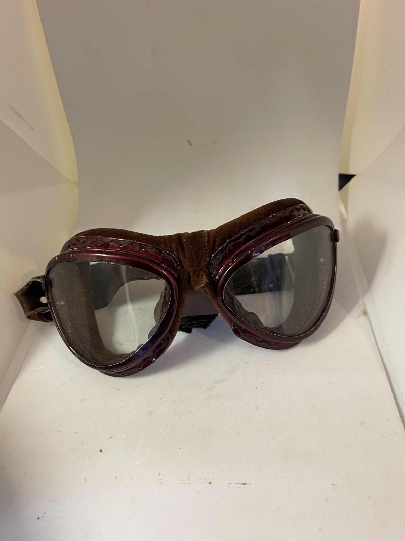 Goggles pilot